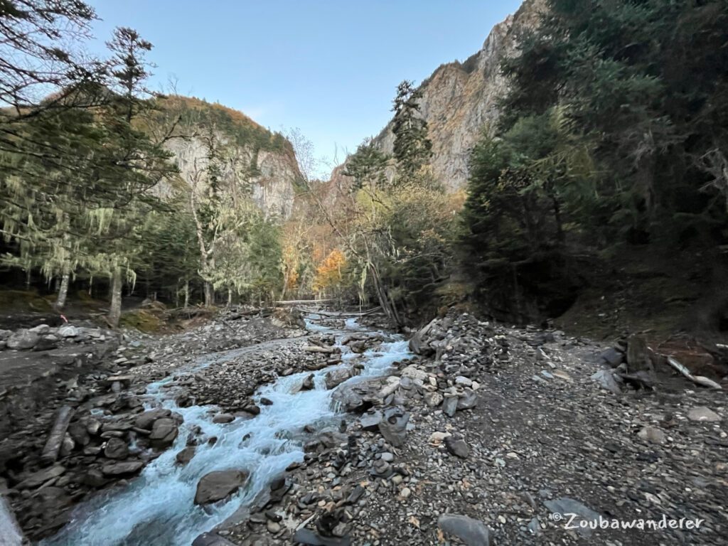 Scenery along the way 路上的景色