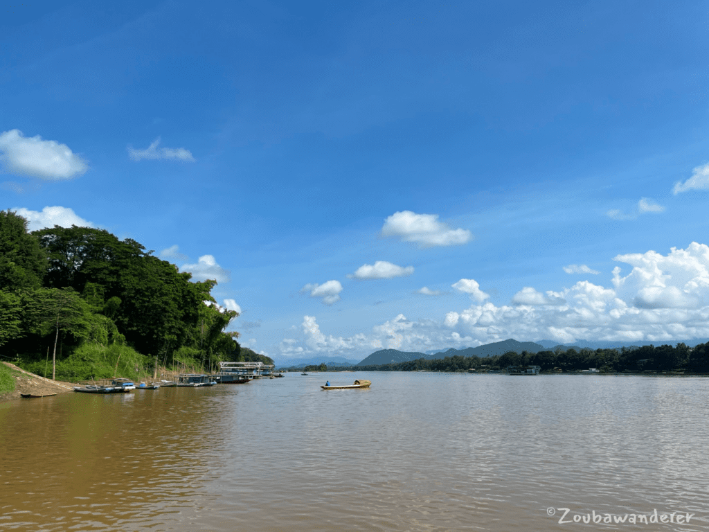 Cross river ferry to Chomphet District