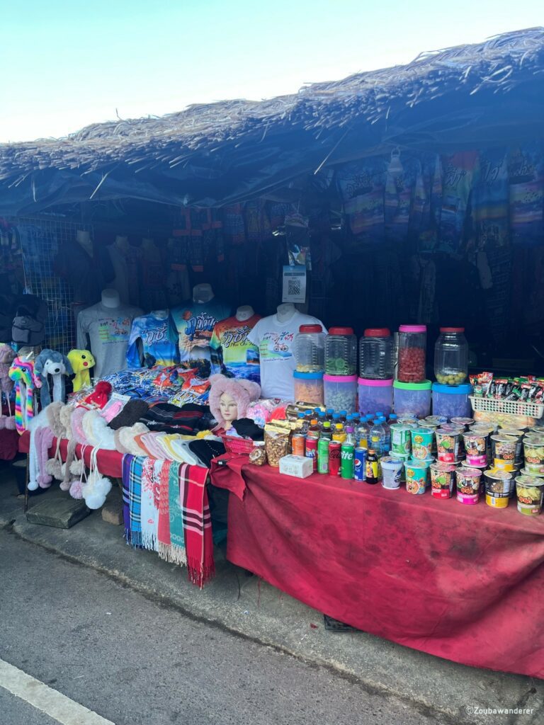 Stalls at Phu Chi Fa viewpoint car park