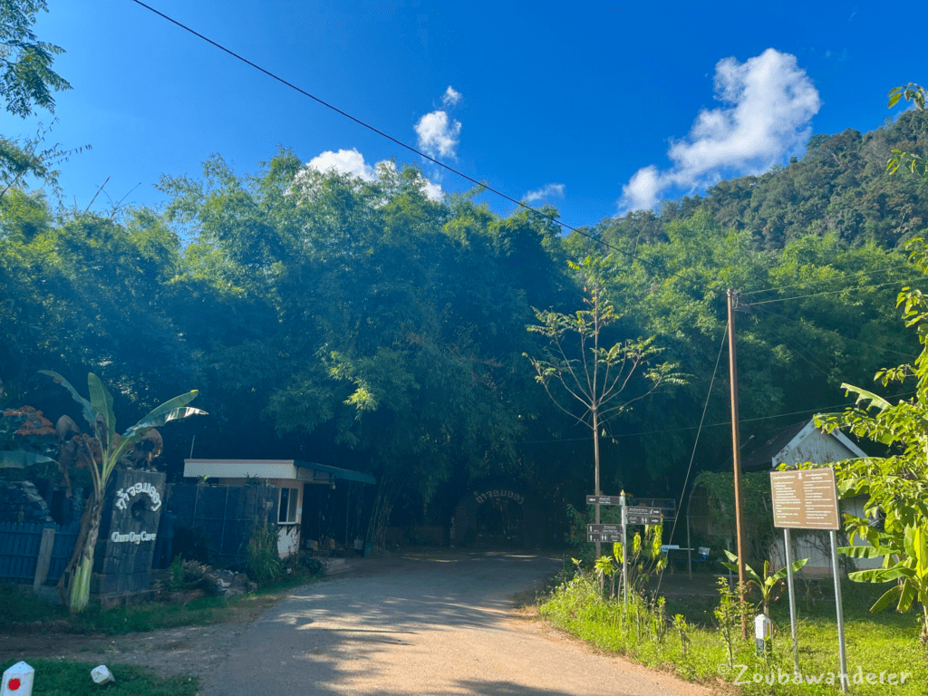 Ticketing entrance to Chom Ong Cave compound