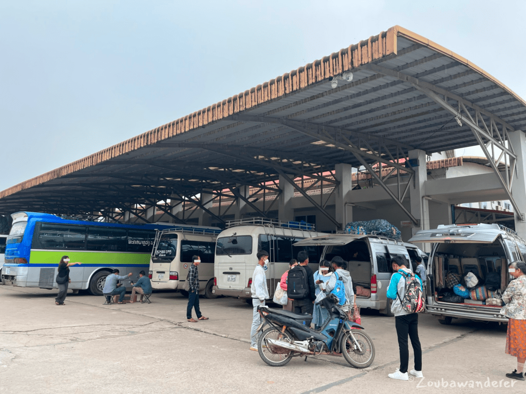 Bus station, Udomxay