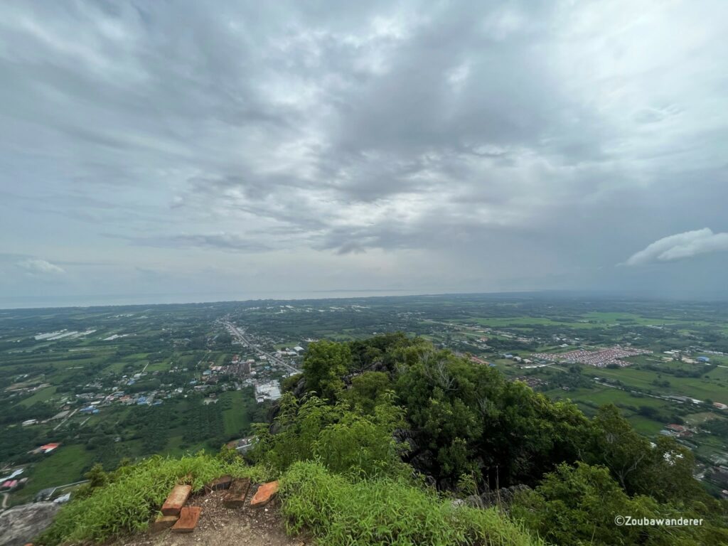 Panoramic views from peak of Khao Ok Talu